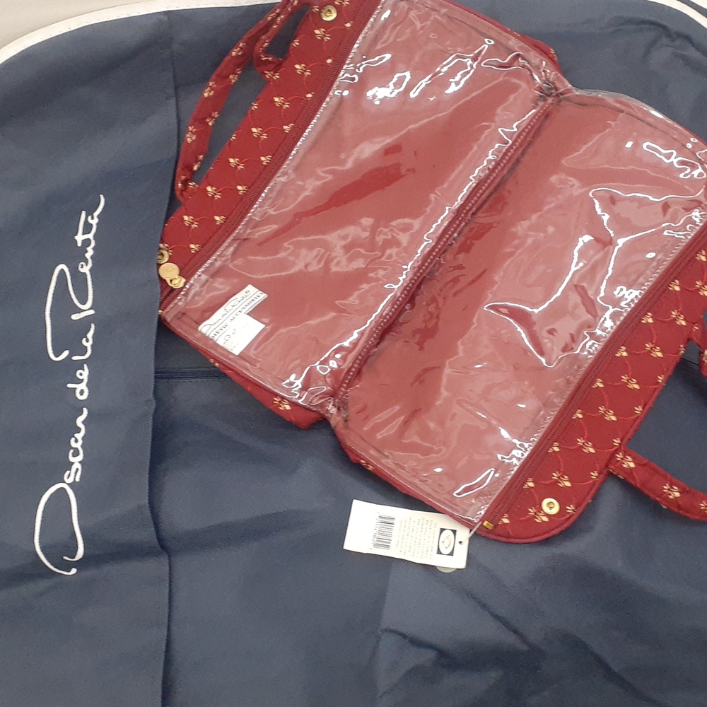 2 Oscar De La Renta Navy Travel garment bag 71" & 52" + Red Tan Vanity bag New - Picture 6 of 7